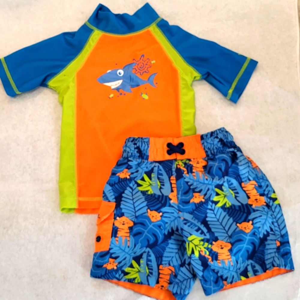 UV Skinz rashguard swimtop with matching trunks